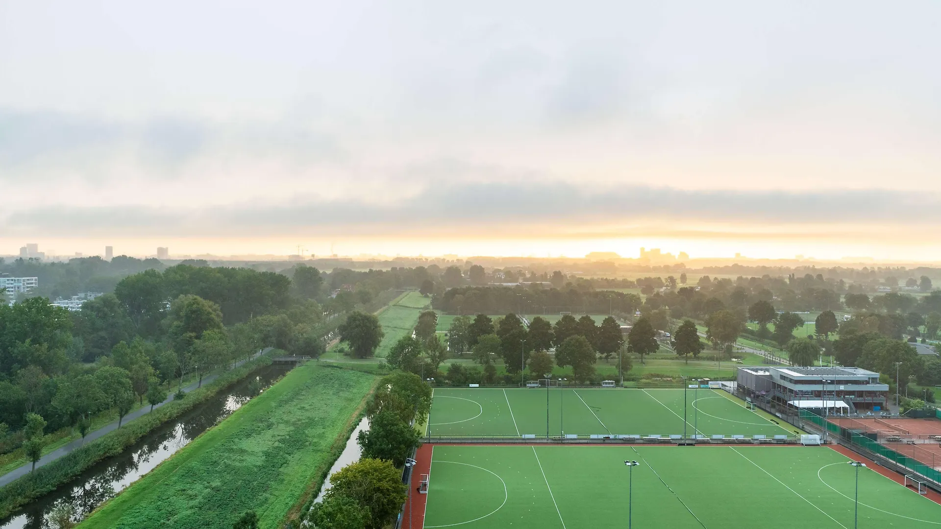 ****  Radisson Hotel And Suites Amsterdam South Netherlands