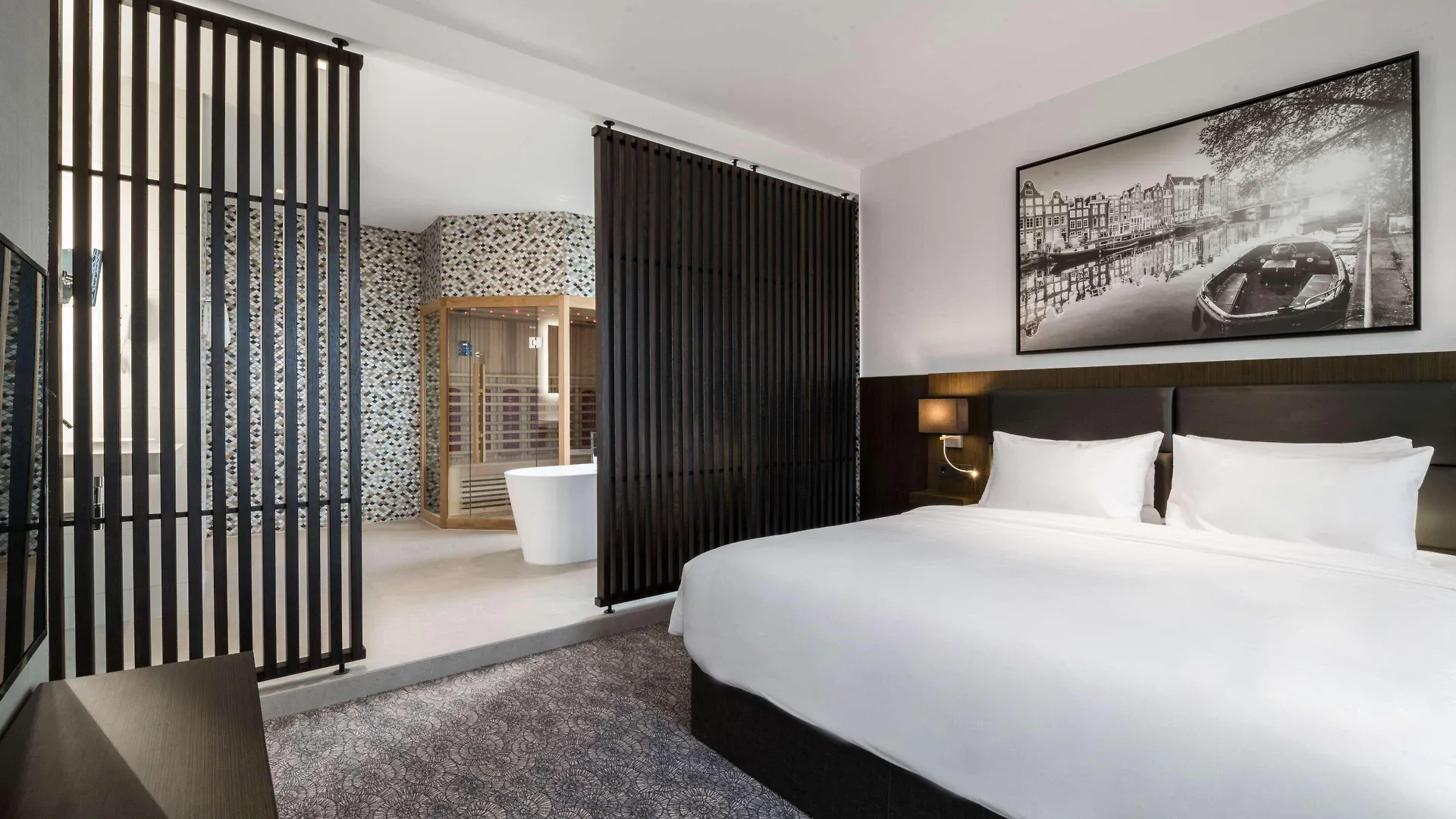 Radisson Hotel And Suites Amsterdam South