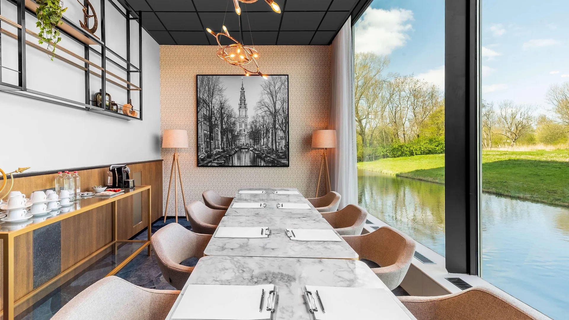 Radisson Hotel And Suites Amsterdam South 4*,