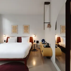 Conscious Museum Square Hotel