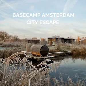 4* Hotel Basecamp